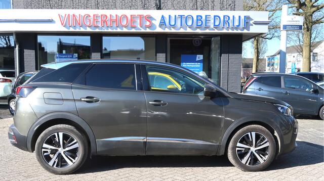 Peugeot 3008 130 Pk Allure * Navigatie * 1/2 Leder * Achteruitrij Camera * L.M. Velgen * Climate & Cruise Control * Vingerhoets: Vierde Generatie Eersteklas Service !
