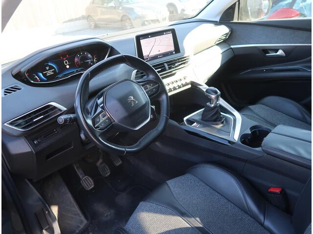 Peugeot 3008 130 Pk Allure * Navigatie * 1/2 Leder * Achteruitrij Camera * L.M. Velgen * Climate & Cruise Control * Vingerhoets: Vierde Generatie Eersteklas Service !
