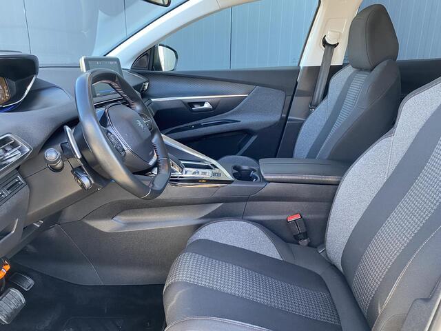 Peugeot 3008 1.2T Automaat Blue Lease Executive | Zeer nette staat | Achteruitrijcamera | Navigatie | Apple Carplay | Climate Control | PDC voor & achter