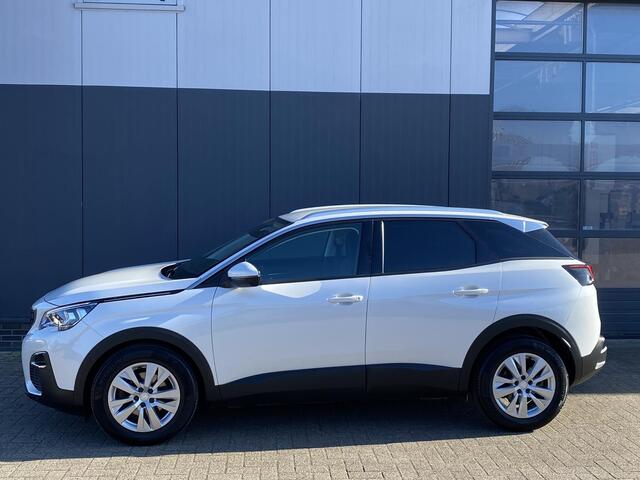 Peugeot 3008 1.2T Automaat Blue Lease Executive | Zeer nette staat | Achteruitrijcamera | Navigatie | Apple Carplay | Climate Control | PDC voor & achter