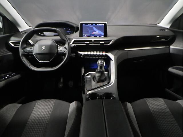 Peugeot 3008 1.2 PureTech Blue Lease Executive [APPLE CARPLAY, ANDROID, PDC ACHTER, NAVIGATIE, CRUISE, NIEUWSTAAT]