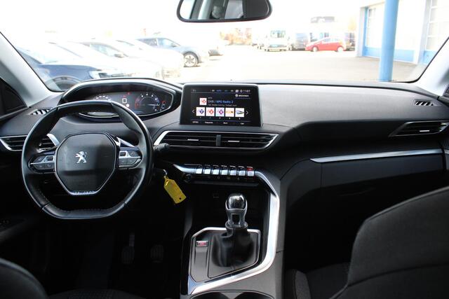 Peugeot 3008 1.2 PureTech Blue Lease Executive | Distributieriem Vervangen! | Navigatie | Climate Control | Cruise Control | Parkeersensoren | Lichtmetalen Velgen |