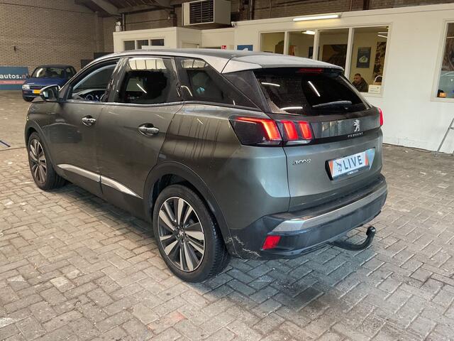 Peugeot 3008 1.2 PureTech Allure NL AUTO | CARPLAY | TREKHAAK | LAGE KM!