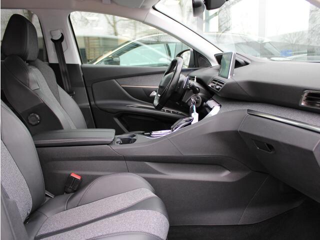 Peugeot 3008 1.2 PureTech Blue Lease Premium Automaat | Navi / Camera / Climate