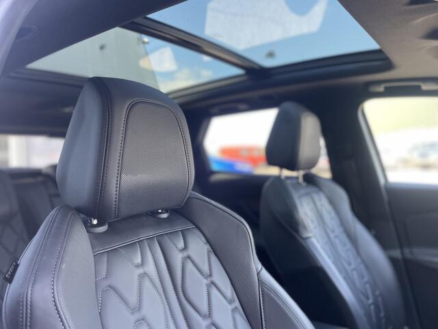 Peugeot 3008 1.6 HYbrid 225 GT, BENTLEY LEDER, Panoramadak, Trekhaak, Stoelverwarming, enz,enz