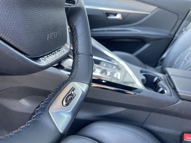Peugeot 3008 1.6 HYbrid 225 GT, BENTLEY LEDER, Panoramadak, Trekhaak, Stoelverwarming, enz,enz