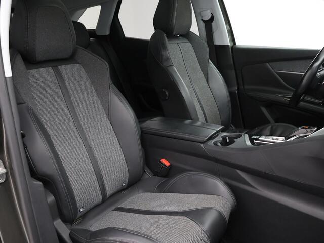 Peugeot 3008 1.6 e-THP 165 PK AUT. PREMIUM *BTW* + PANORAMA / CAMERA / CARPLAY