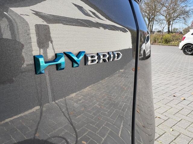 Peugeot 3008 1.6 HYbrid 225 Allure Pack Business
