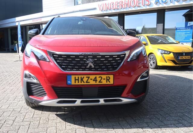 Peugeot 3008 130 Pk Benzine * GT Line *** Automaat *** Schuifdak * Navigatie * 1/2 Leder * Dodehoekbewaking * Parkeer Camera Voor en Achterzijde * Keyless Entry & Start Button * Climate & Cruise Control * TOP onderhouden * Vingerhoets: Vierde Generatie Eersteklas Serv