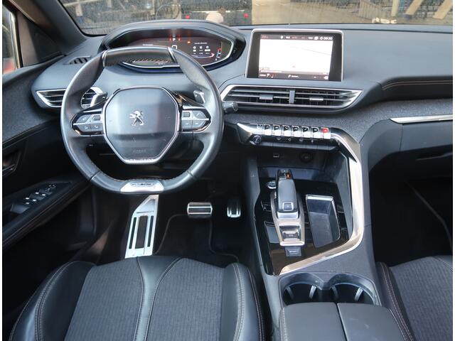 Peugeot 3008 130 Pk Benzine * GT Line *** Automaat *** Schuifdak * Navigatie * 1/2 Leder * Dodehoekbewaking * Parkeer Camera Voor en Achterzijde * Keyless Entry & Start Button * Climate & Cruise Control * TOP onderhouden * Vingerhoets: Vierde Generatie Eersteklas Serv