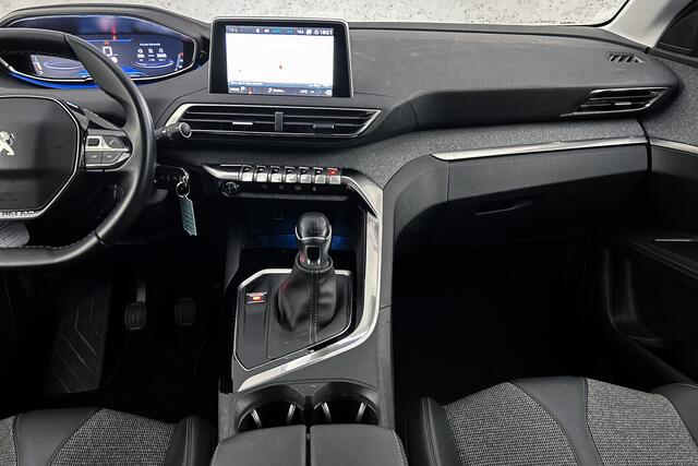 Peugeot 3008 1.2 PureTech Allure | Half lederen bekleding | Climate control | Cruise control | Sportstoelen | Apple carplay