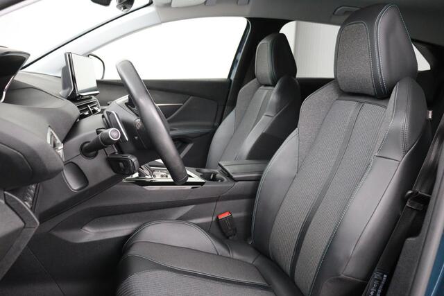 Peugeot 3008 1.6 HYbrid 225 Allure | Stoelverwarming | Carplay | Full LED | Half leder | Camera | Navigatie | Climate control | Bluetooth