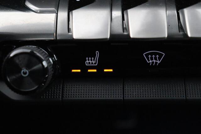 Peugeot 3008 1.6 HYbrid 225 Allure | Stoelverwarming | Carplay | Full LED | Half leder | Camera | Navigatie | Climate control | Bluetooth