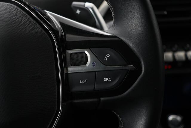 Peugeot 3008 1.6 HYbrid 225 Allure | Stoelverwarming | Carplay | Full LED | Half leder | Camera | Navigatie | Climate control | Bluetooth