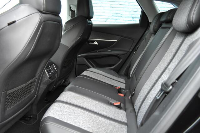 Peugeot 3008 1.2 Allure Autom LED keyless Pdc+cam half leer