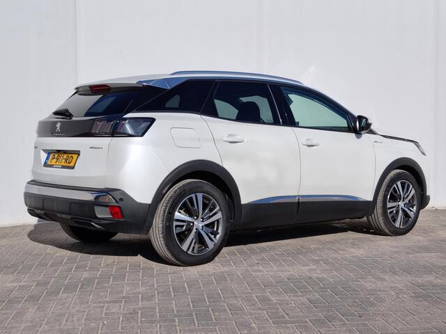 Peugeot 3008 1.6 HYbrid4 300PK Allure AWD Plug-in Automaat Nieuw Model / Groot Scherm Navigatie / Standkachel / Android Auto & Apple Carplay / Elektrische actieradius WLTP 55km / Cruise Control Adaptief / Lane assist / Climate Control / Camera / Stoelverwarming / Park