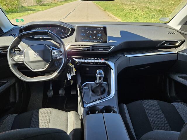 Peugeot 3008 1.2 PureTech Active
