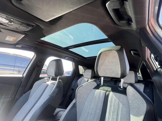 Peugeot 3008 1.6 HYbrid 225 Blue Lease GT