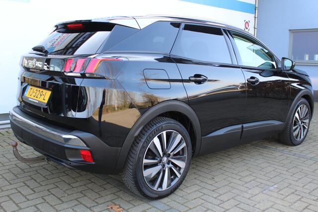 Peugeot 3008 1.2 PureTech Allure | Incl. 12 maanden Garantie | Cruise controle | Navigatie | Parkeersensoren V+A | Afneembare trekhaak | Apple CarPlay/Android Auto | Draadloze telefoonlader | Digital cockpit | Climate controle |