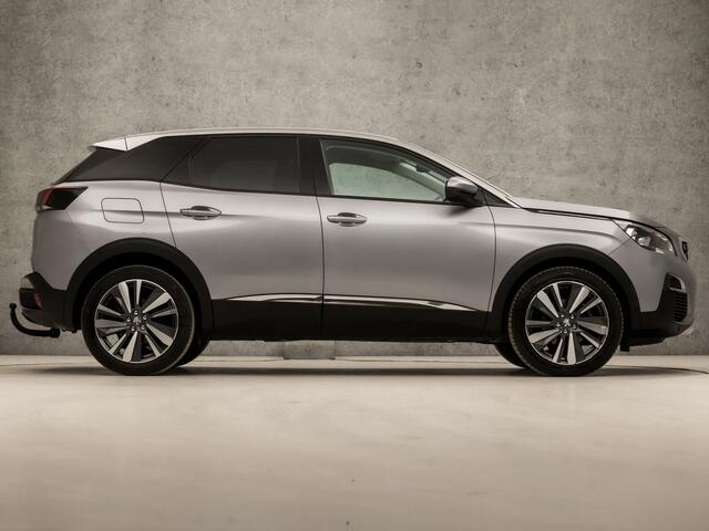 Peugeot 3008 1.2 PureTech Sport Automaat (APPLE CARPLAY, GROOT NAVI, VIRTUAL COCKPIT, 360 CAMERA, TREKHAAK, LEDER, SPORTSTOELEN, GETINT GLAS, CRUISE, NIEUWSTAAT)