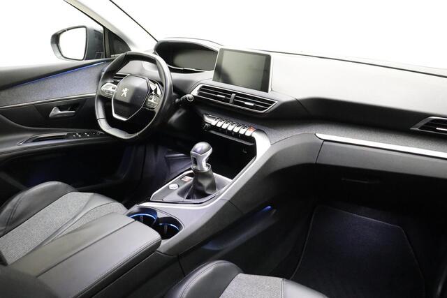 Peugeot 3008 1.2 PureTech Allure | Cruise control | navigatie | Dakrails | Camera | Lichtmetalen velgen | Climate control