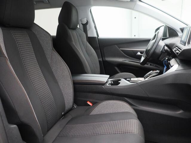 Peugeot 3008 1.2 PureTech 130 PK Automaat Active | NAVI | CARPLAY