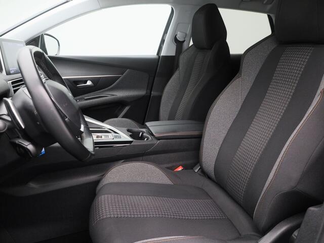 Peugeot 3008 1.2 PureTech 130 PK Automaat Active | NAVI | CARPLAY
