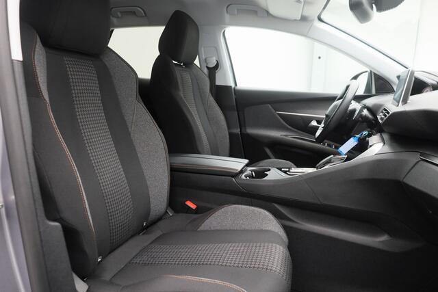 Peugeot 3008 1.2 PureTech 130 PK Automaat Active | CAMERA | CARPLAY