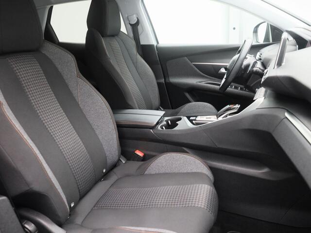 Peugeot 3008 1.2 PureTech 130 PK Automaat Active | NAVI | CARPLAY