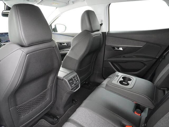 Peugeot 3008 T131PK Blue Premium Apple Carplay Android Auto 360°Camera Lmv 19" Cruise Control Navi Ecc Pdc Dab Regen-Lichtsensor Keyless Led Privacy Glas Visio park 1 Draadloze telefoonlader Rijstrooksensor Verkeersbord detectie Pack City Origineel Nederlandse Auto