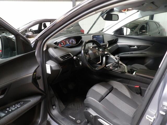 Peugeot 3008 1.2 business line - in nieuwstaat!