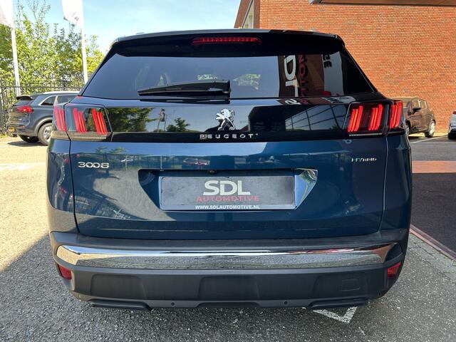 Peugeot 3008 1.6 HYbrid 225 Road Trip // BLINDSPOT // KEYLESS // NAVI + CARPLAY // ADPATIV CRUISE // CAMERA