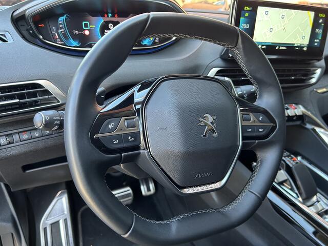 Peugeot 3008 1.6 HYbrid 225 Road Trip // BLINDSPOT // KEYLESS // NAVI + CARPLAY // ADPATIV CRUISE // CAMERA