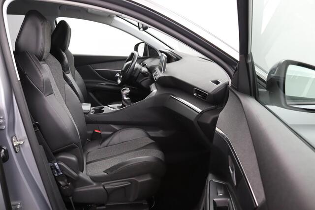 Peugeot 3008 1.2 PureTech Premium*LED*NAVI*HAAK*CRUISE*