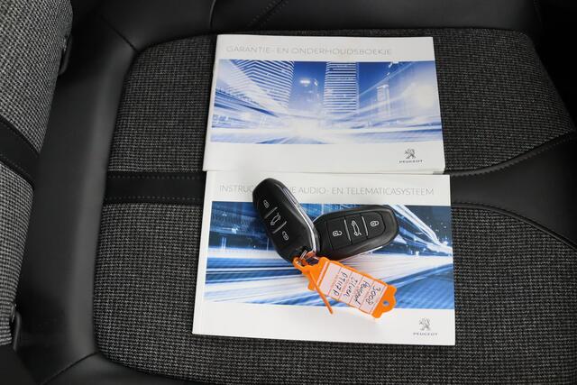 Peugeot 3008 1.2 PureTech Premium*LED*NAVI*HAAK*CRUISE*