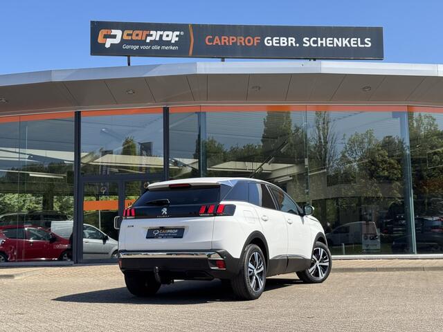 Peugeot 3008 1.2 PureTech Allure Automaat | Trekhaak | Volledig lederen bekleding | Elektrische achterklep | Camera |