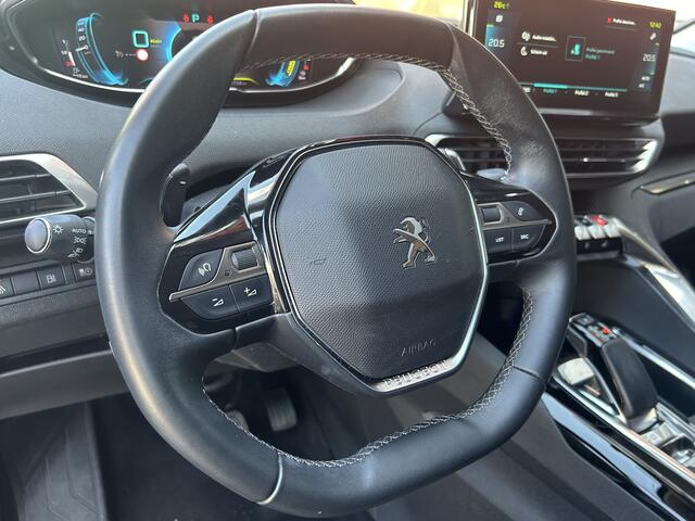 Peugeot 3008 1.6 HYbrid 225 Allure // NAVI + CARPLAY // CRUISE // CLIMA // CAMERA // PDC V+A
