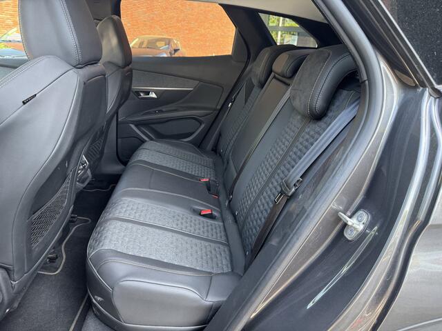 Peugeot 3008 1.6 HYbrid 225 Road Trip // NAVI // CAMERA // CLIMA // APPLE CARPLAY / ANDROID AUTO // DODENHOEK SENSOR