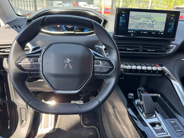 Peugeot 3008 1.6 HYbrid 225 Road Trip // NAVI // CAMERA // CLIMA // APPLE CARPLAY / ANDROID AUTO // DODENHOEK SENSOR