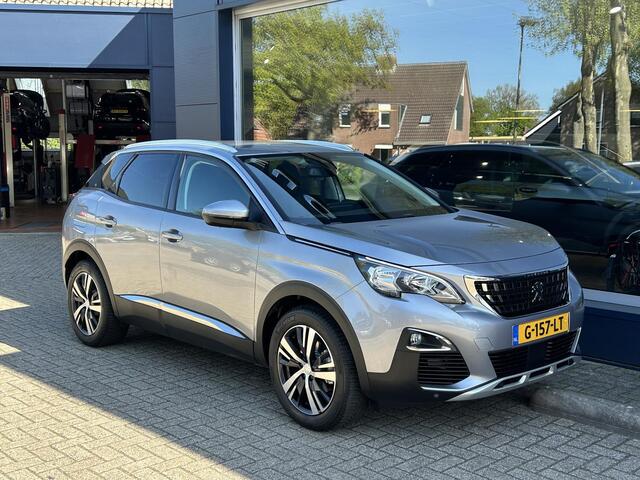Peugeot 3008 1.2 Turbo 130PK Allure | Trekhaak 1400KG | All Season banden | Navigatie | Cruise Control | Climate Control | Parkeercamera | Half lederen bekleding.