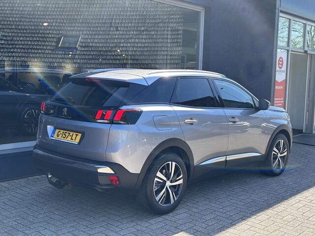 Peugeot 3008 1.2 Turbo 130PK Allure | Trekhaak 1400KG | All Season banden | Navigatie | Cruise Control | Climate Control | Parkeercamera | Half lederen bekleding.