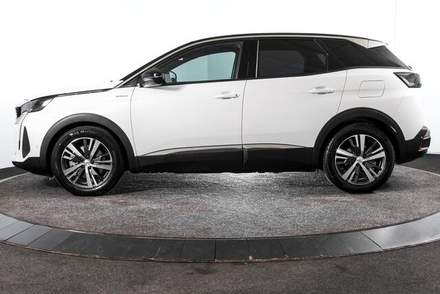 Peugeot 3008 1.6 HYbrid 225 PK GT - Automaat | Dig. Cockpit | Adapt. Cruise | PDC | Camera | NAV + App. Connect | ECC | Elek. Klep | LM 18" | Afn. Trekhaak |