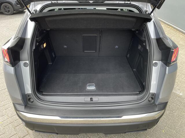 Peugeot 3008 225pk HYbrid Allure Pack Business (Camera- Keyless Entry - LED - Automatische Airco - Apple Carplay - Navigatie - 18")