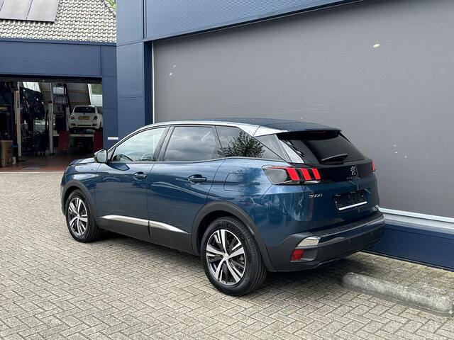 Peugeot 3008 1.6 Plug-In Hybrid 225 PK Allure Pack | Achteruitrij-Camera | PDC voor en achter | Full-Led Koplampen | Touch-screen met Full-map Navigatie | 10.000km! | Apple Carplay | Rijbaanbewaking |