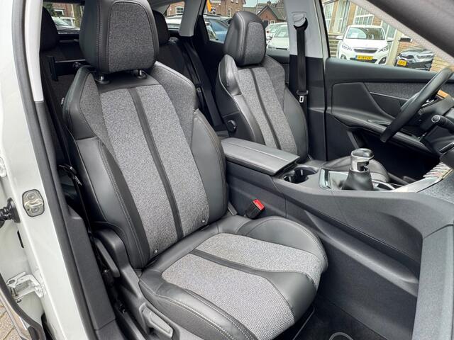 Peugeot 3008 1.2 PREMIÃRE HALF LEER/PANODAK/CAMERA/NL-AUTO/74.000 KM!