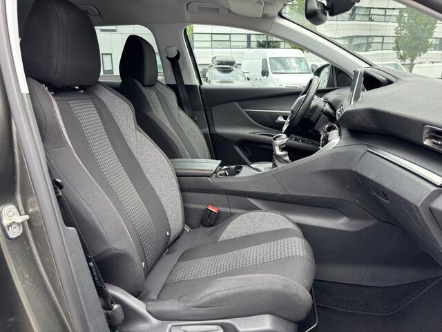 Peugeot 3008 1.2 PureTech Active Navi Carplay Trekhaak Parkeersensoren