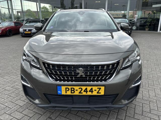 Peugeot 3008 1.2 PureTech Active Navi Carplay Trekhaak Parkeersensoren
