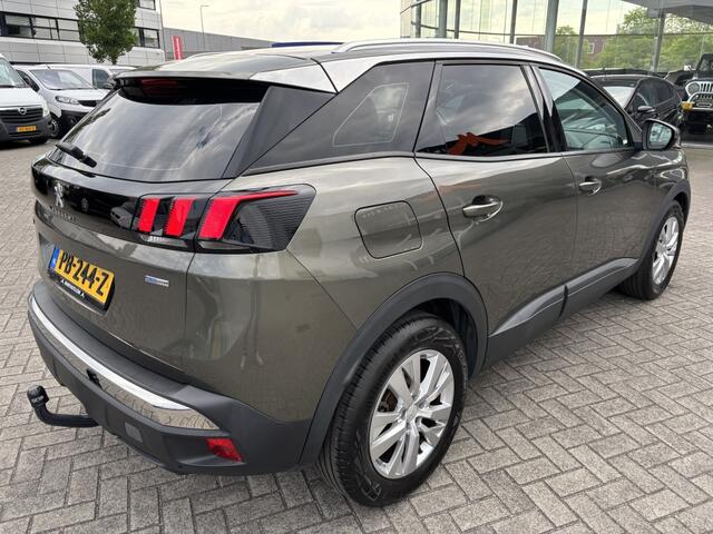 Peugeot 3008 1.2 PureTech Active Navi Carplay Trekhaak Parkeersensoren