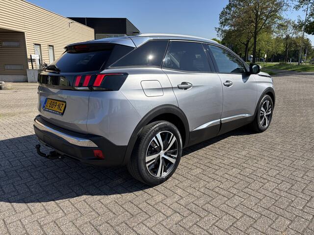 Peugeot 3008 1.2 PureTech Allure Automaat [ panodak,fm navi,camera,lmv,ecc,trekhaak ]