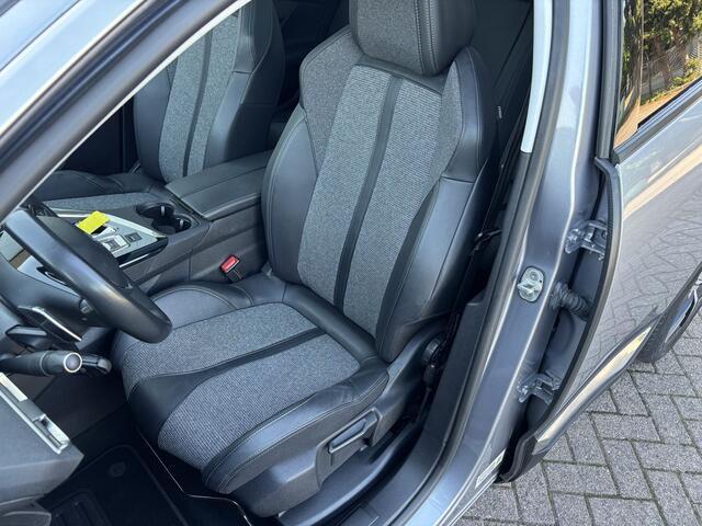 Peugeot 3008 1.2 PureTech Allure Automaat [ panodak,fm navi,camera,lmv,ecc,trekhaak ]